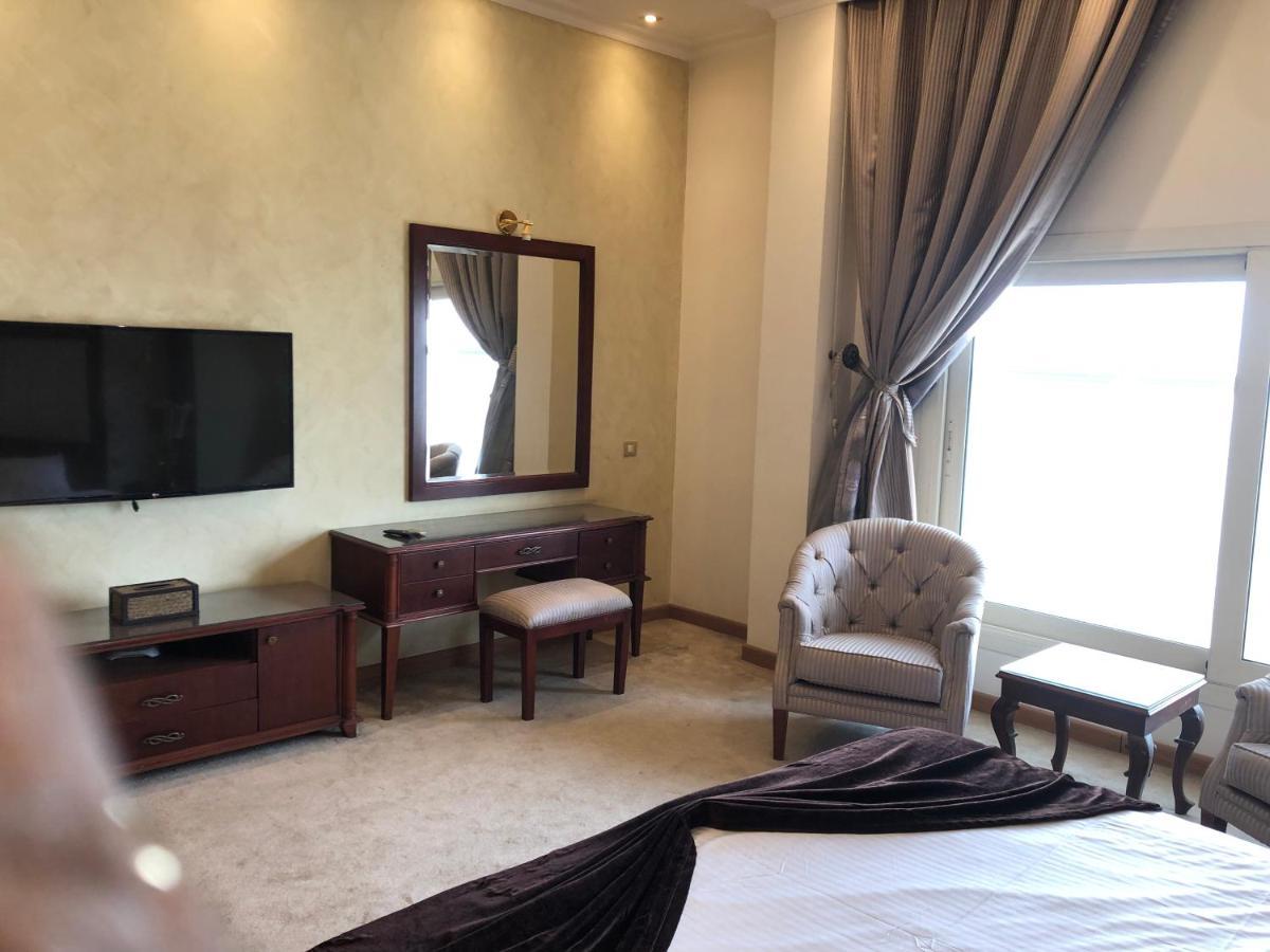Horizon Nile Tower Hotel Il Il Cairo Esterno foto